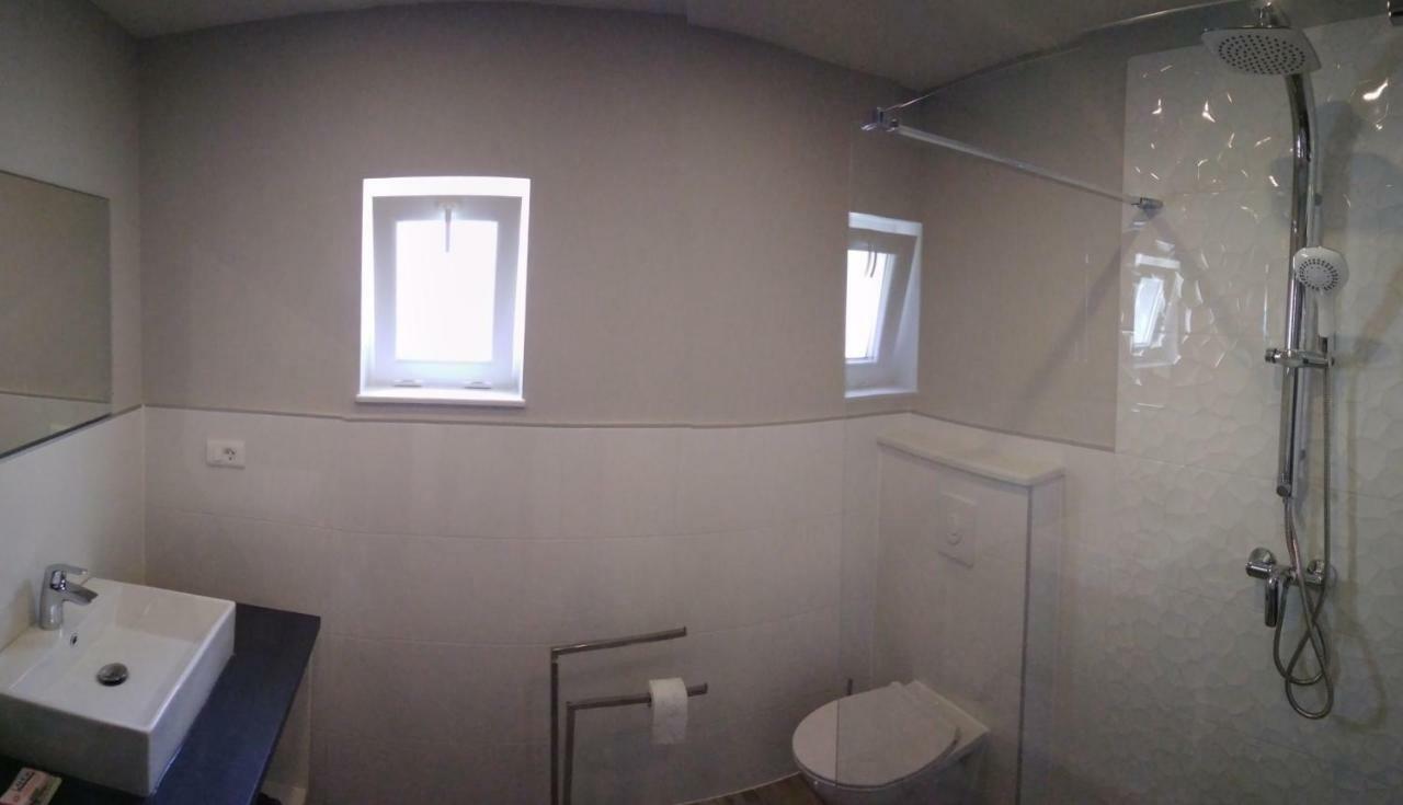 Apartment Skavo Baška Voda Exterior foto